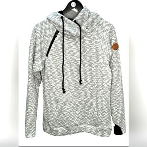 Michelle Mae Quilted Hoodie. Kangaroo Pockets Thumb holes In Cuffs Sz 1XL (NWT)